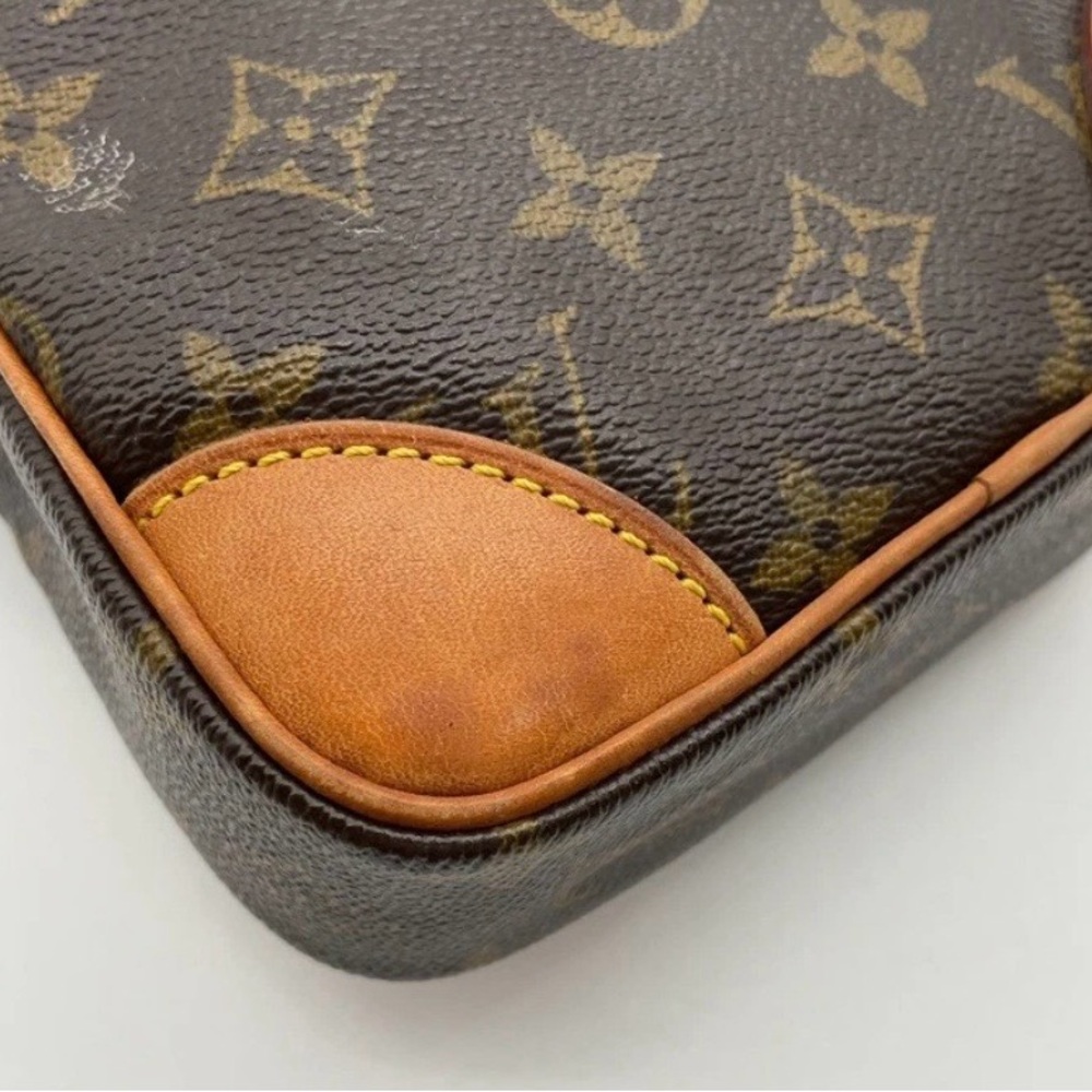 Louis Vuitton Danube PM Monogram Crossbody / Model M45266 | Made in France - Picture 9 of 15